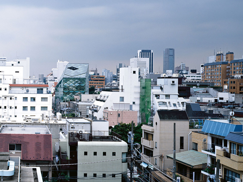 La nueva tienda Prada en Tokio revoluciona la arquitectura